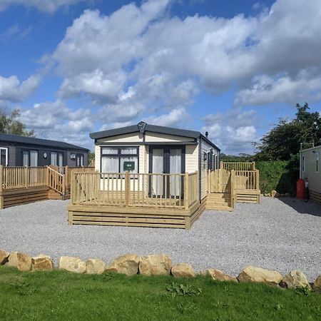 Lytham Luxe 6 Birth Caravan Weeton  Exteriér fotografie